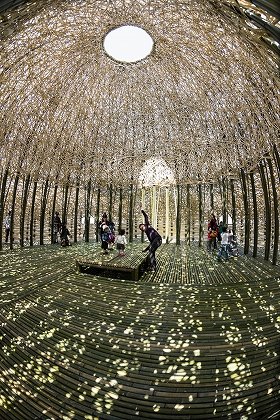 アートで新潟の魅力発信　「水と土の芸術祭」開催中