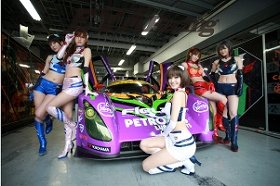 ちょっと見えすぎな？「レースクイーン」写真集　エヴァレーシング