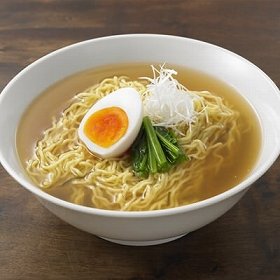 化学調味料使用せず　国産昆布と鰹節の和風ダシがきいた無印ラーメン