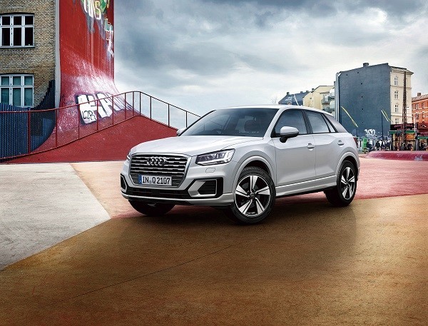 アウディジャパン、躍動感溢れるロングドライブに適した限定車「Audi Q2 #touring limited」