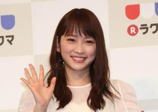 3代目ヒロインを演じる川栄李奈さん