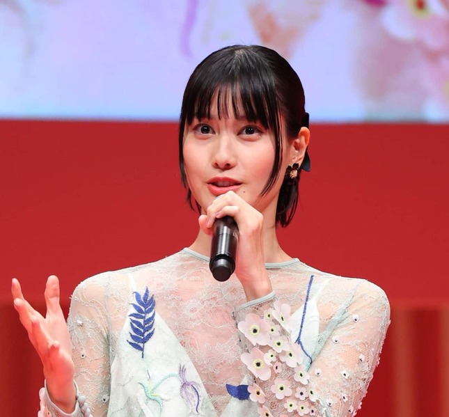 橋本愛さん（写真：2021 TIFF／アフロ）